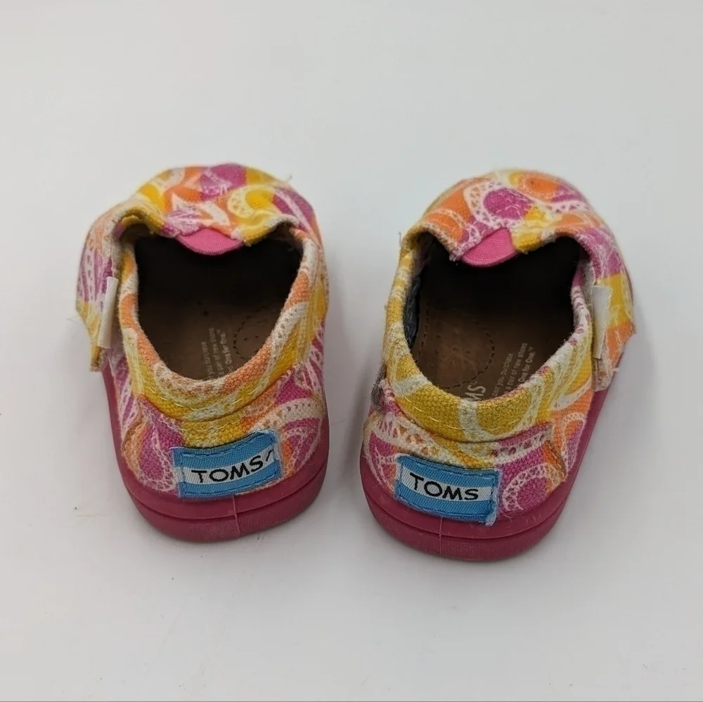 Toms Colorful Paisley Slip On Shoes 4T